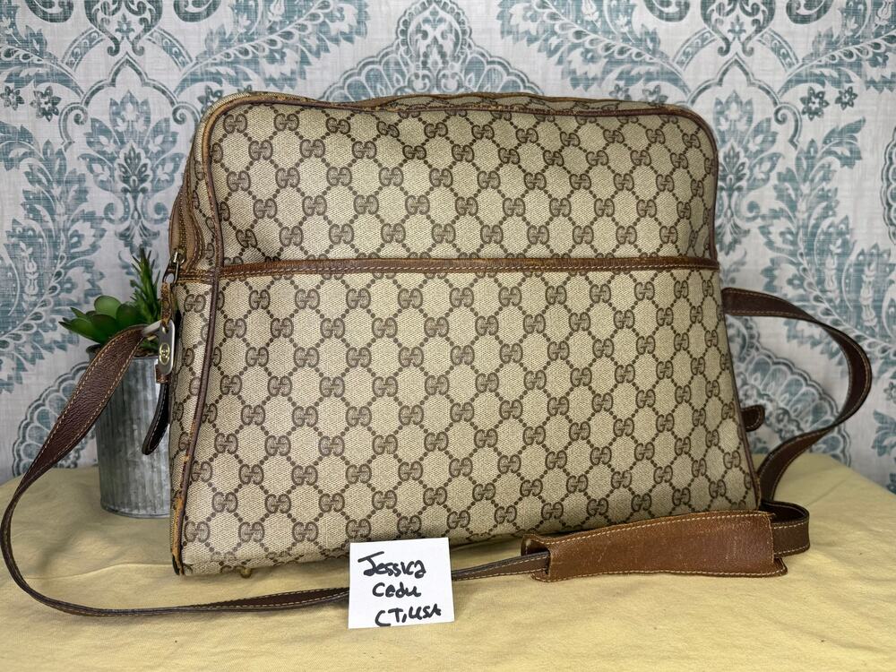 Gucci Supreme Large Messenger Bag